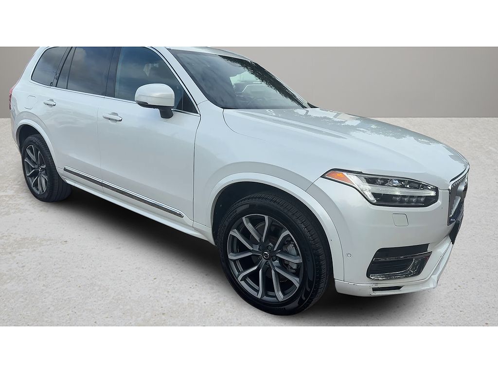 2021 Volvo XC90 T6 Inscription