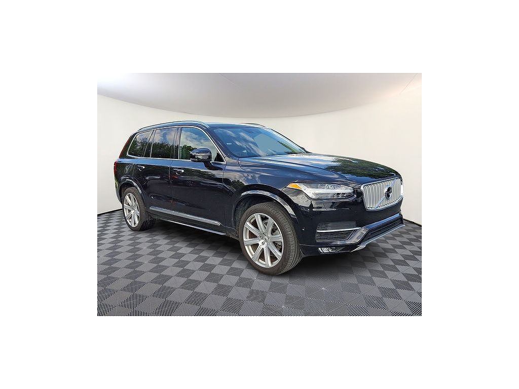 2018 Volvo XC90 T6 Inscription