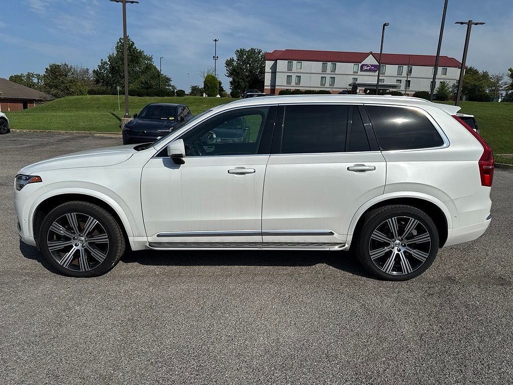 2022 Volvo XC90 T6 AWD Inscription 7 Seater