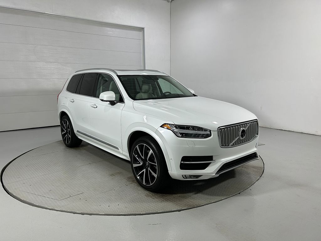 2019 Volvo XC90 T6 Inscription