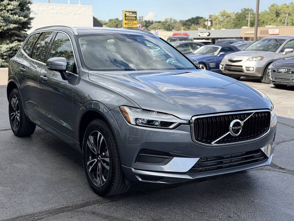 2020 Volvo XC60 T6 Momentum