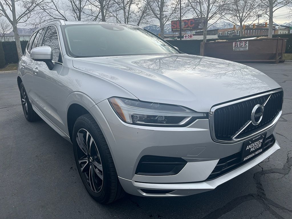 2020 Volvo XC60 T6 Momentum
