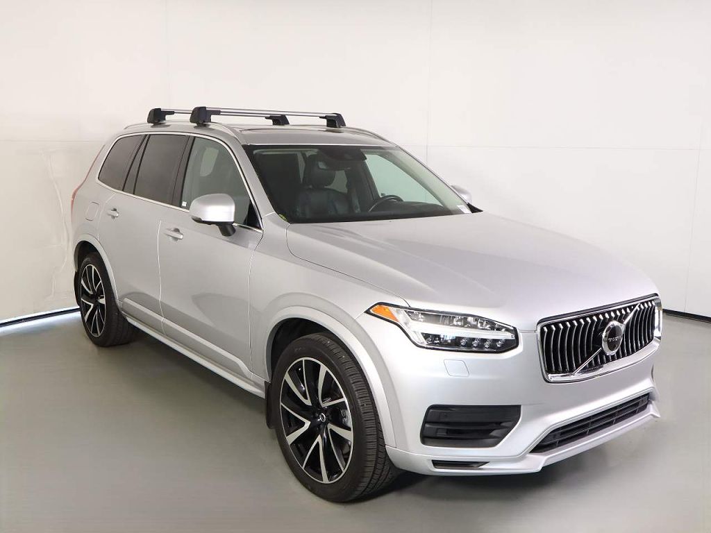 2020 Volvo XC90 T8 Momentum Twin Engine Plug-In Hybrid