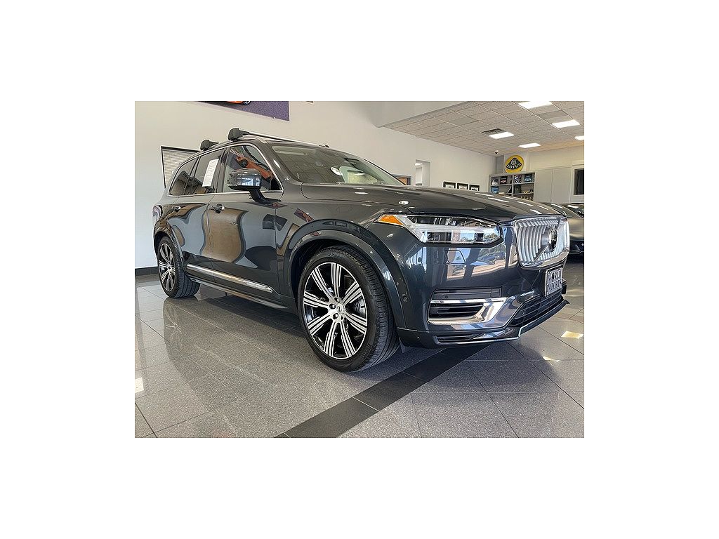 2021 Volvo XC90 Recharge Plug-In Hybrid T8 Inscription 7 Passenger