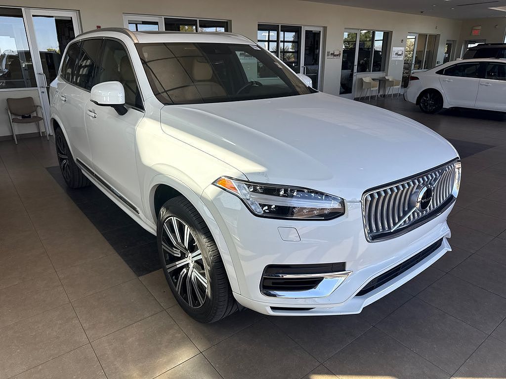 2022 Volvo XC90 Recharge Plug-In Hybrid T8 Inscription