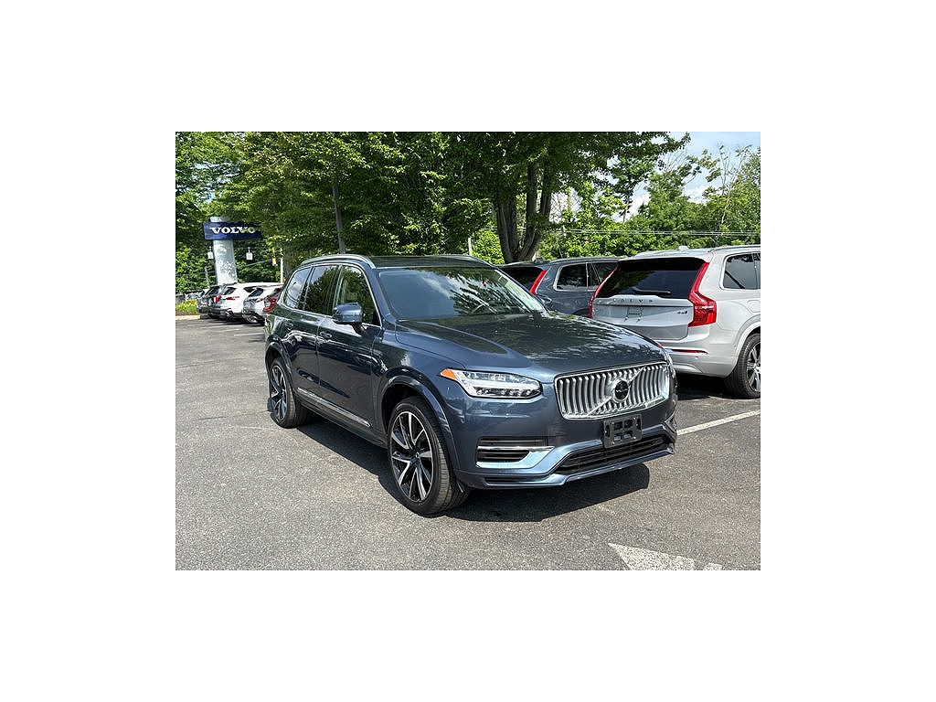 2022 Volvo XC90 Recharge Plug-In Hybrid T8 Inscription Expression 7 Passenger