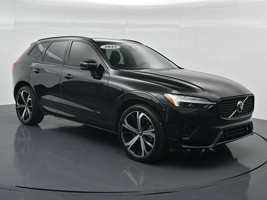 2022 Volvo XC60 Recharge Plug-In Hybrid T8 R-Design