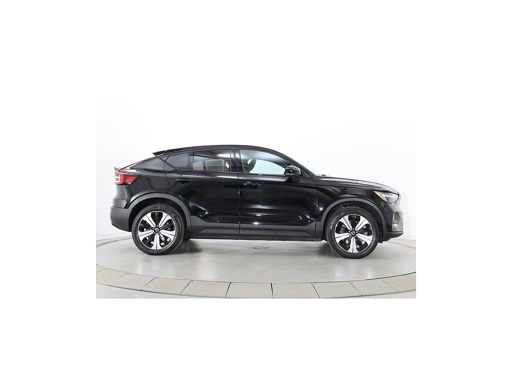 2023 Volvo C40 Core