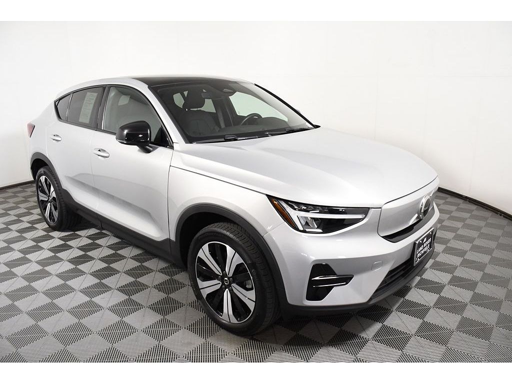2023 Volvo C40 Core