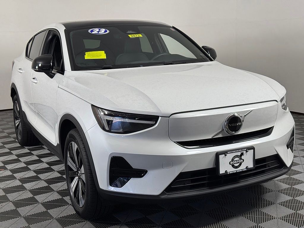 2023 Volvo C40 Core