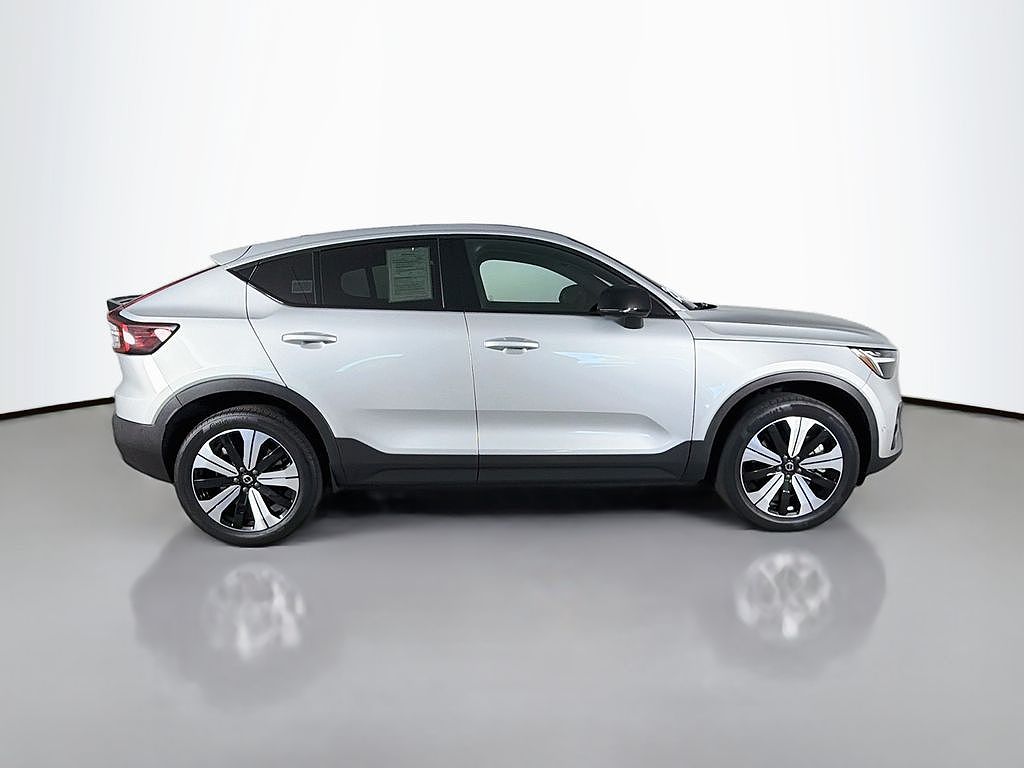 2023 Volvo C40 Plus