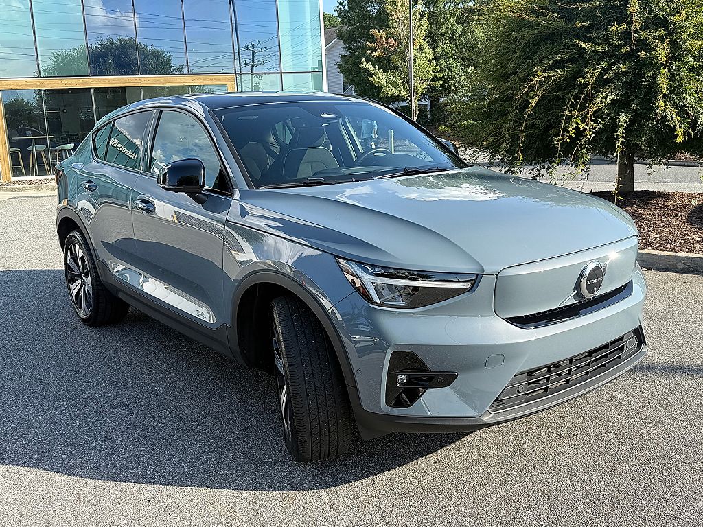 2023 Volvo C40 Recharge Plus