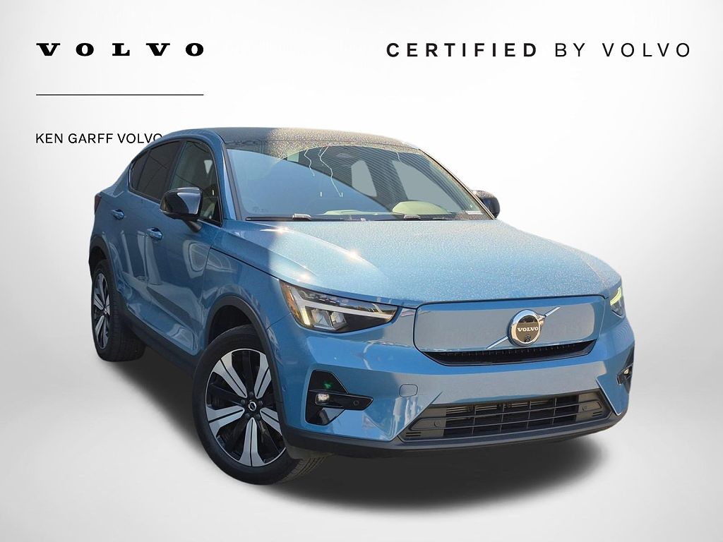 2023 Volvo C40 Plus