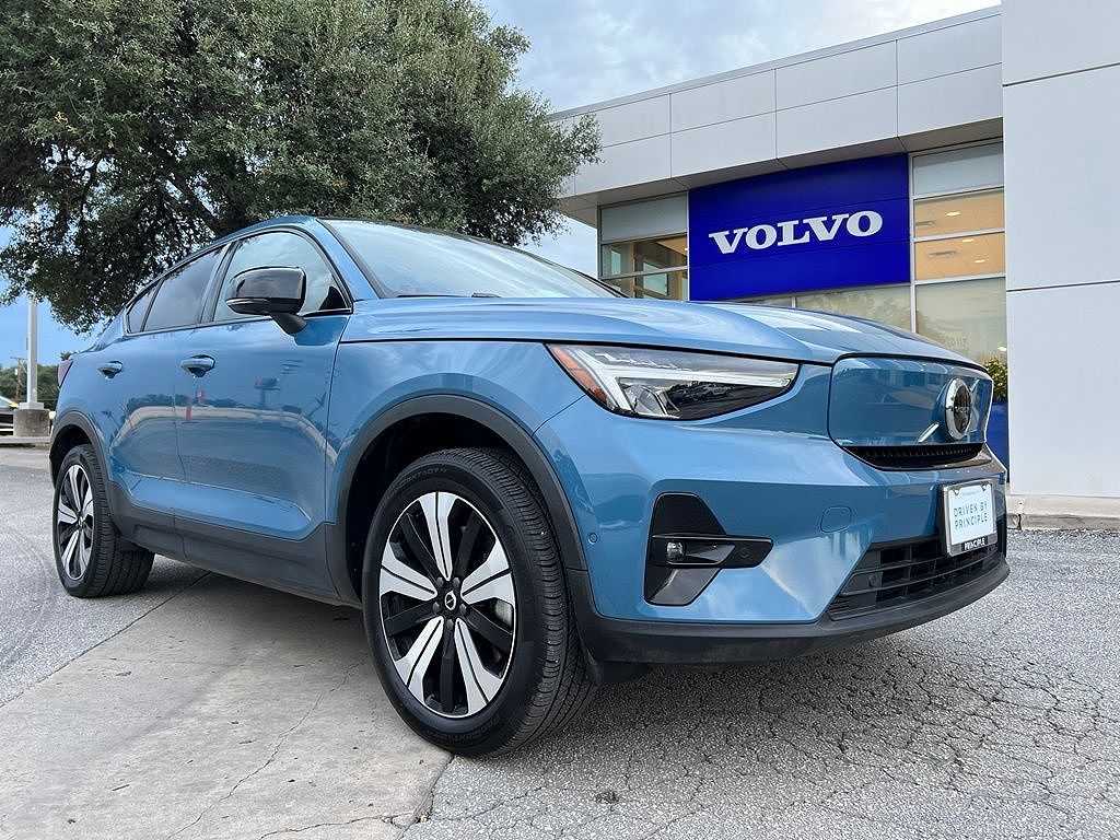 2023 Volvo C40 Plus