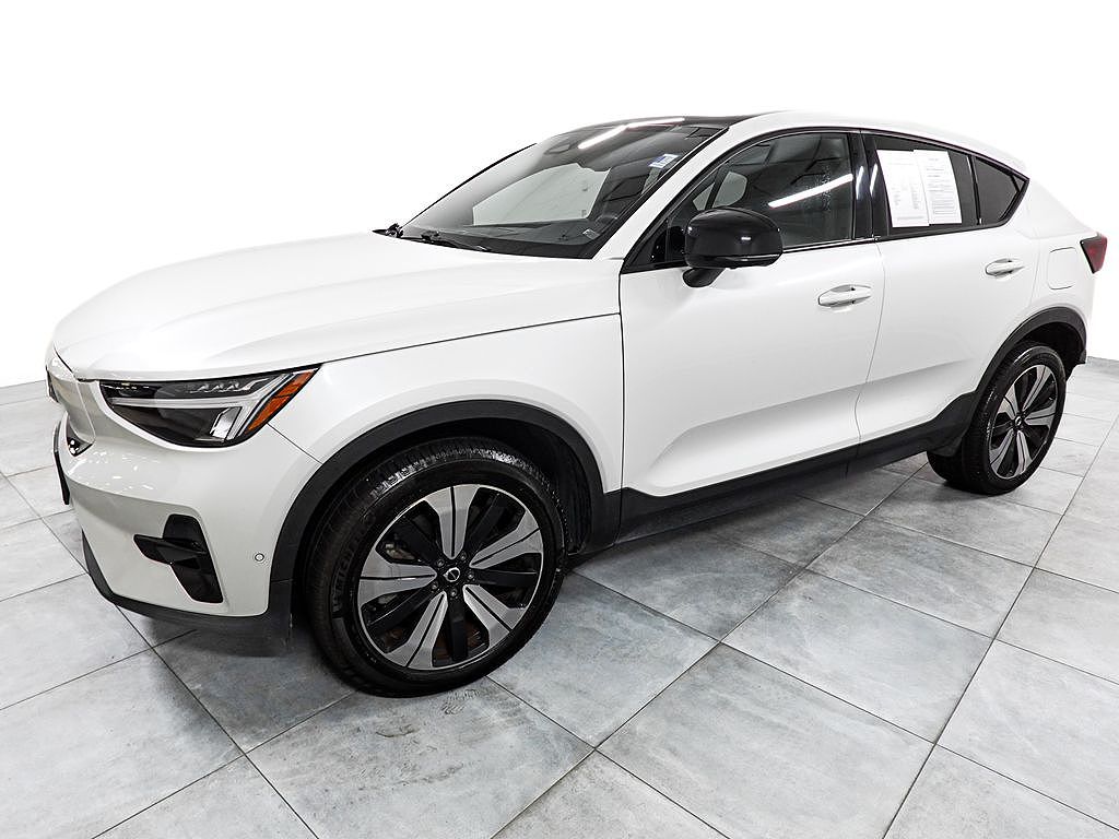 2023 Volvo C40 Plus