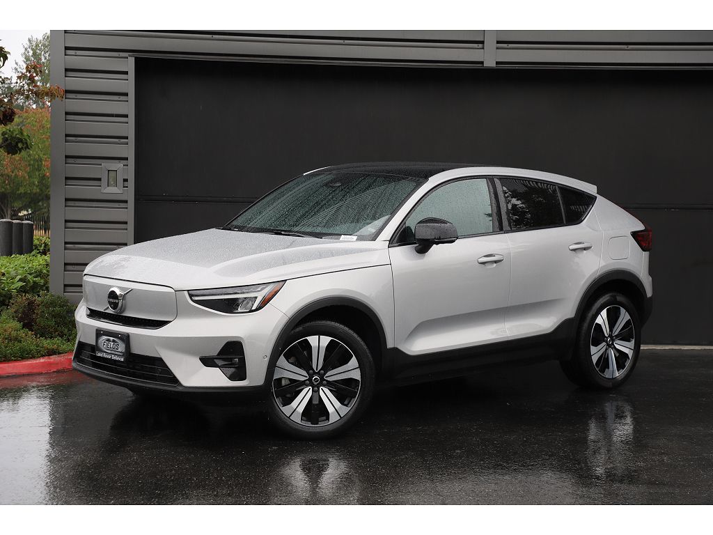 2023 Volvo C40 Plus