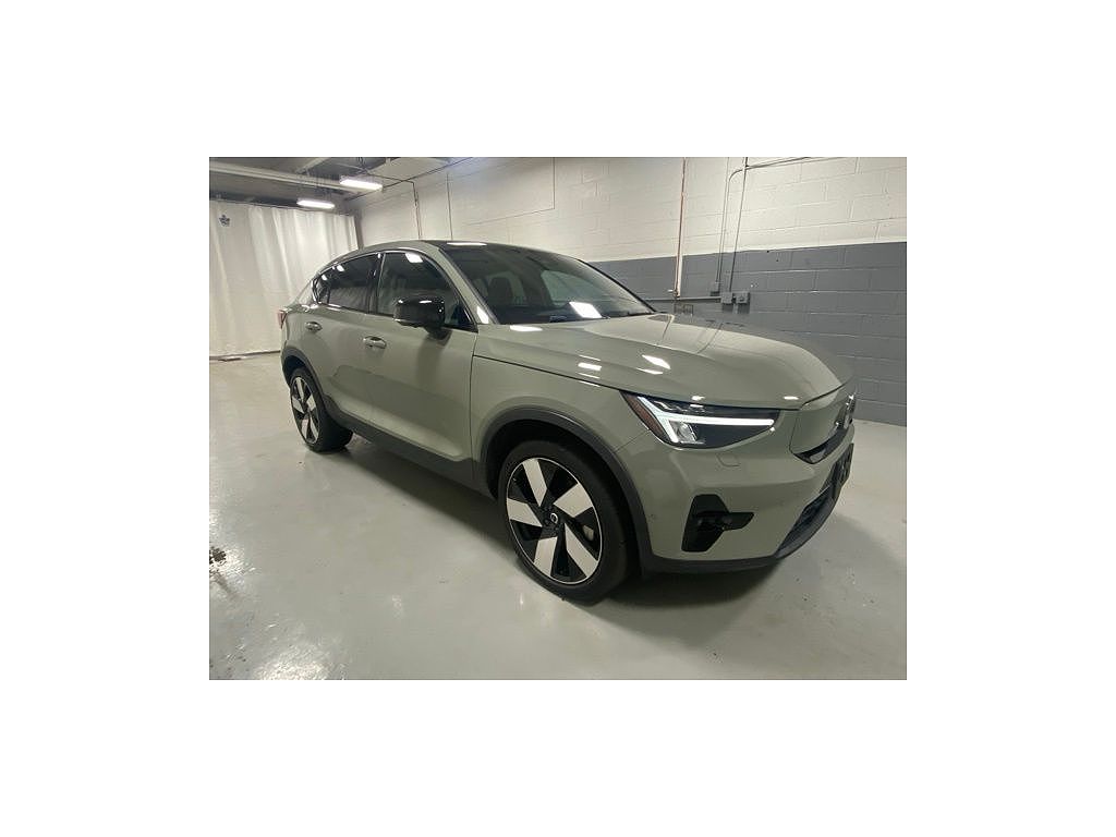 2023 Volvo C40 Plus