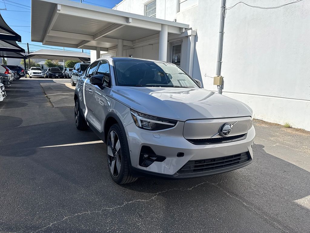 2023 Volvo C40 Ultimate
