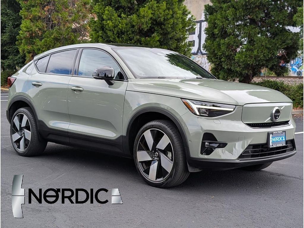 2023 Volvo C40 Ultimate