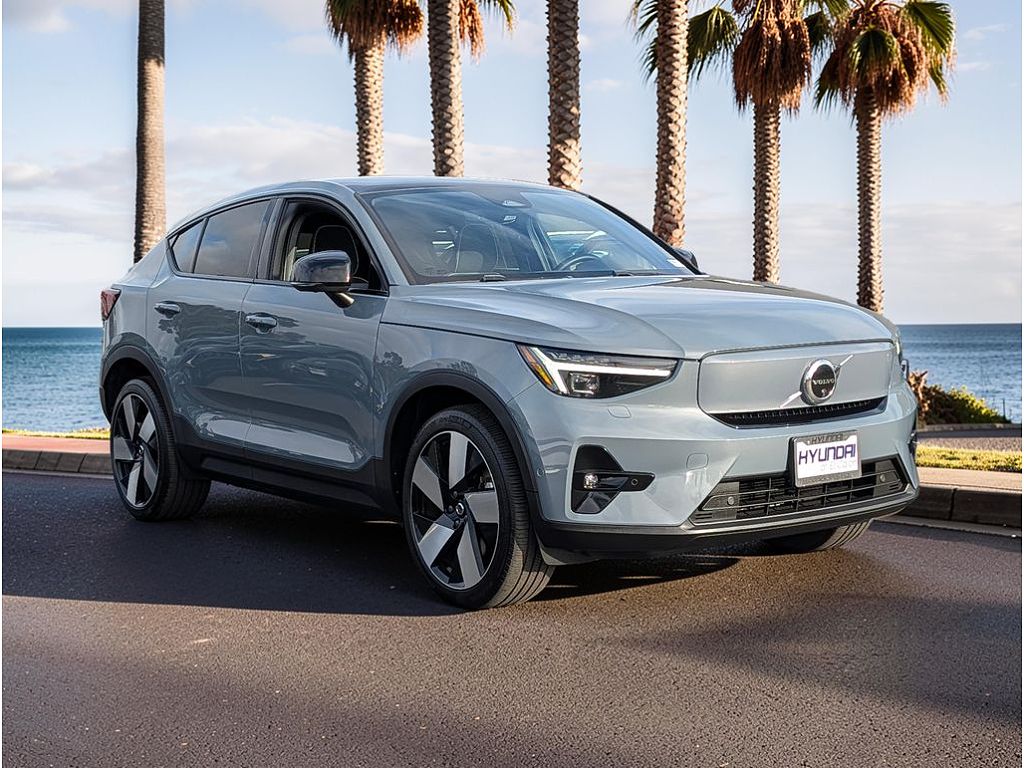 2023 Volvo C40 Ultimate
