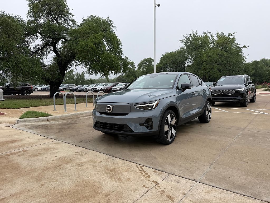 2023 Volvo C40 Ultimate