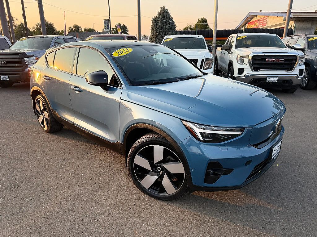 2023 Volvo C40 Ultimate