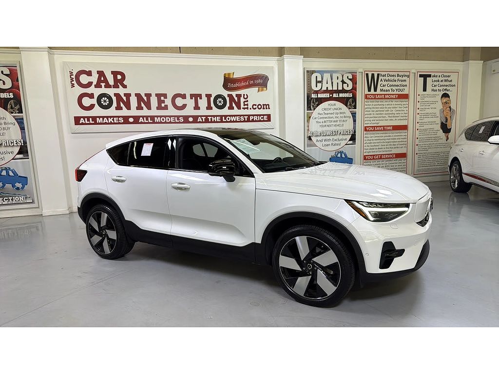 2023 Volvo C40 Ultimate