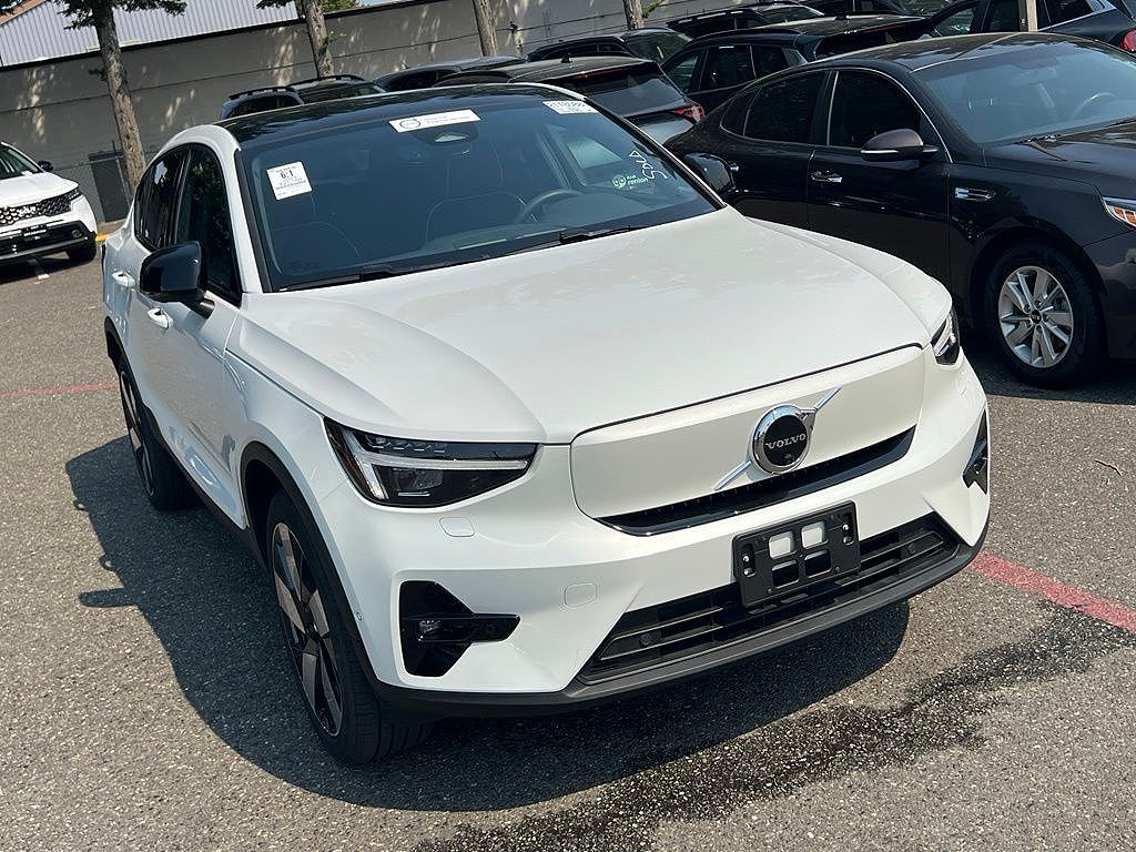 2023 Volvo C40 Ultimate