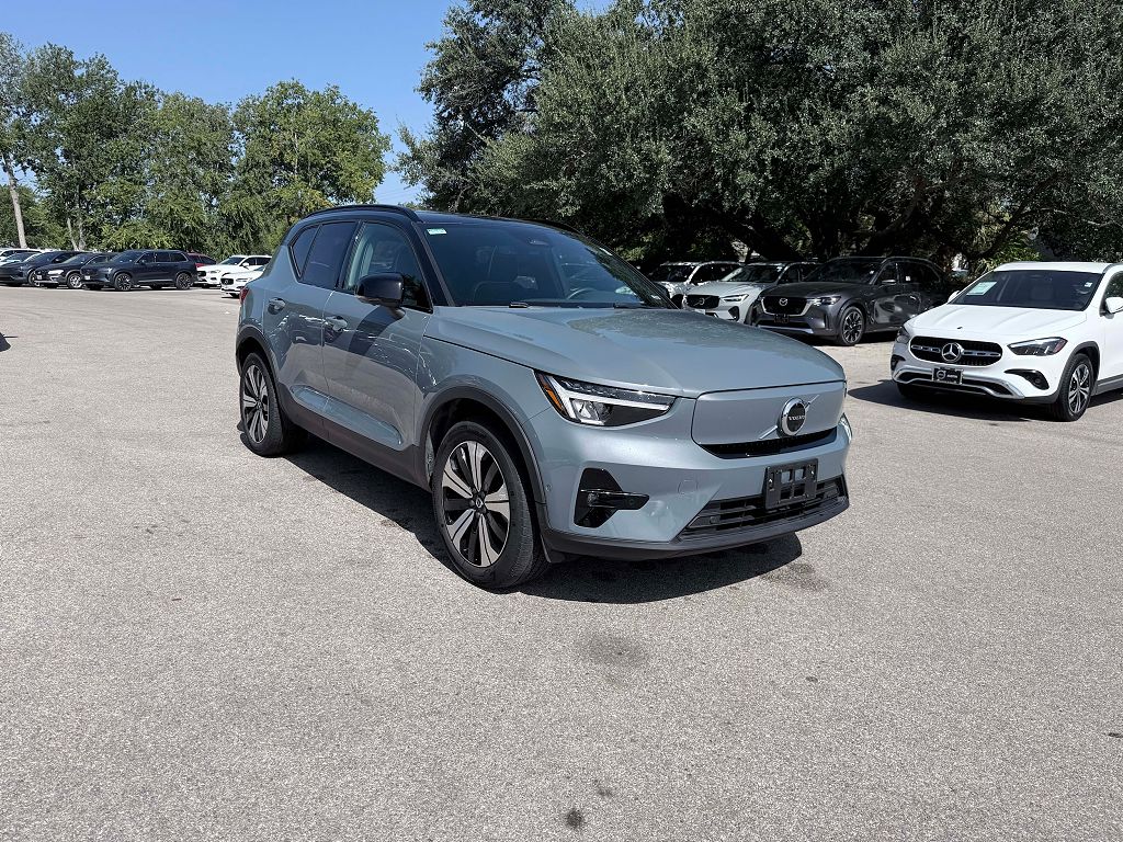 2023 Volvo XC40 Recharge Plus