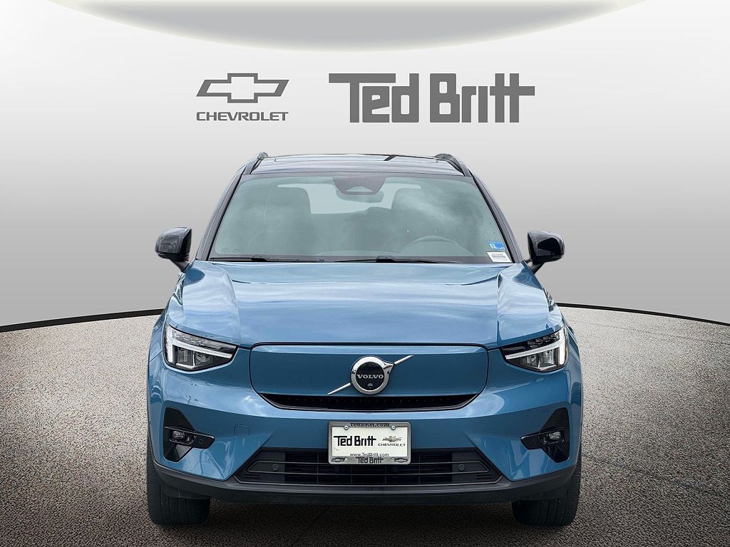 2023 Volvo XC40 Recharge Pure Electric Twin Plus