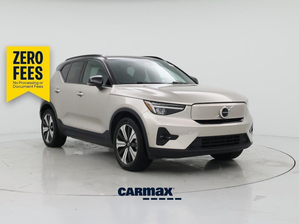 2023 Volvo XC40 Plus
