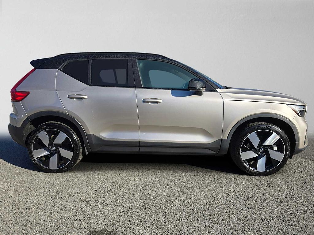2023 Volvo XC40 Recharge Pure Electric Ultimate