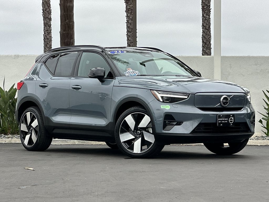 2023 Volvo XC40 Ultimate