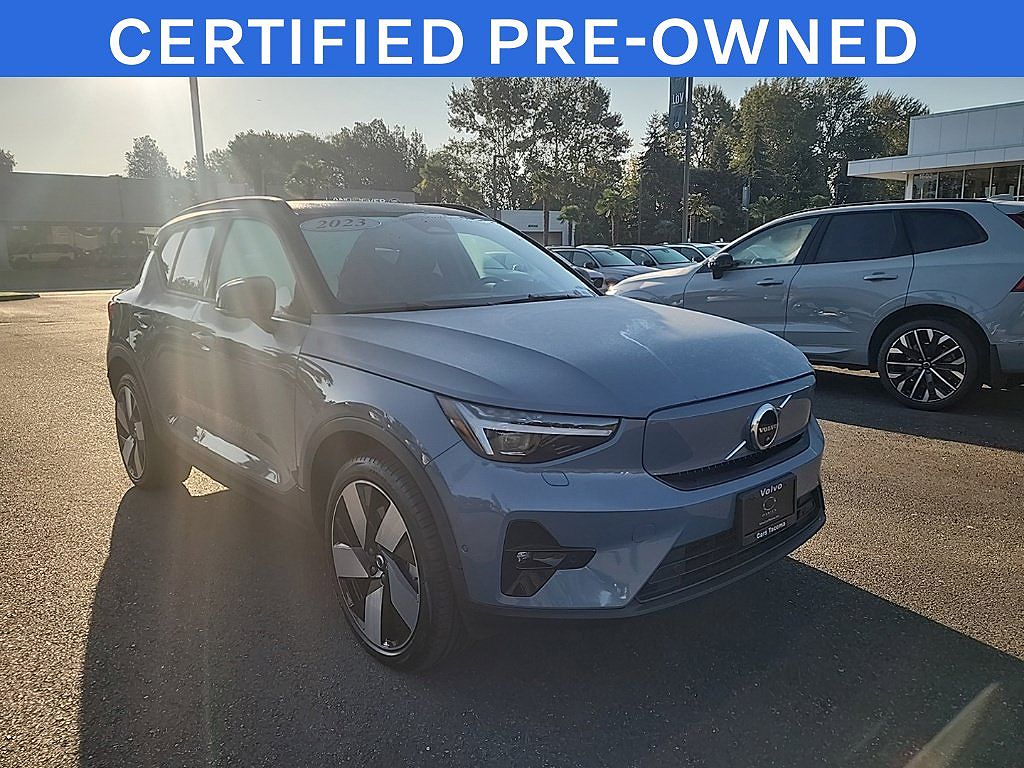 2023 Volvo XC40 Ultimate