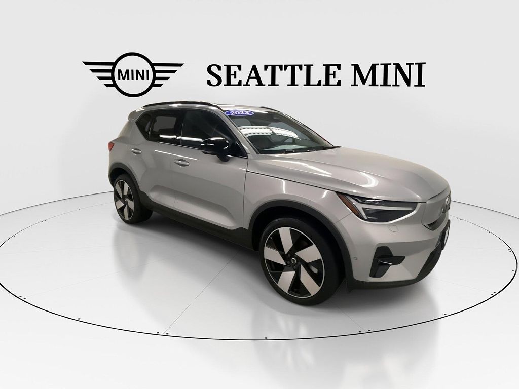 2023 Volvo XC40 Recharge Twin Ultimate