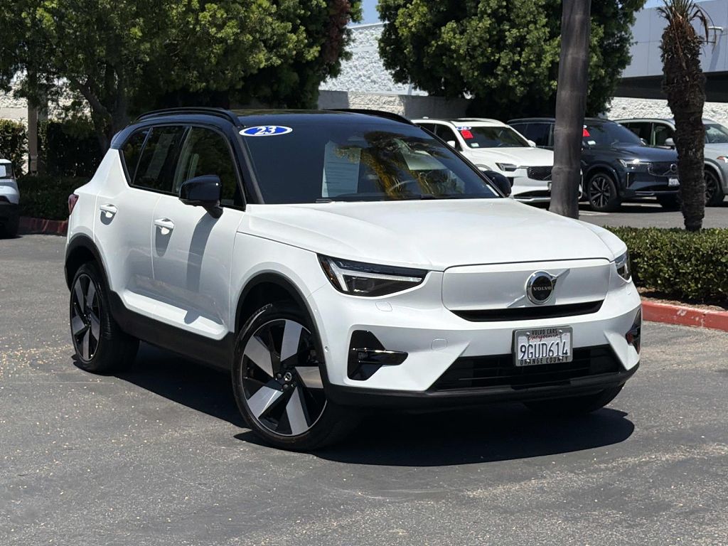 2023 Volvo XC40 Recharge Pure Electric Twin eAWD Ultimate