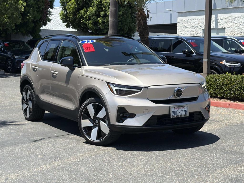 2023 Volvo XC40 Recharge Pure Electric Twin eAWD Ultimate