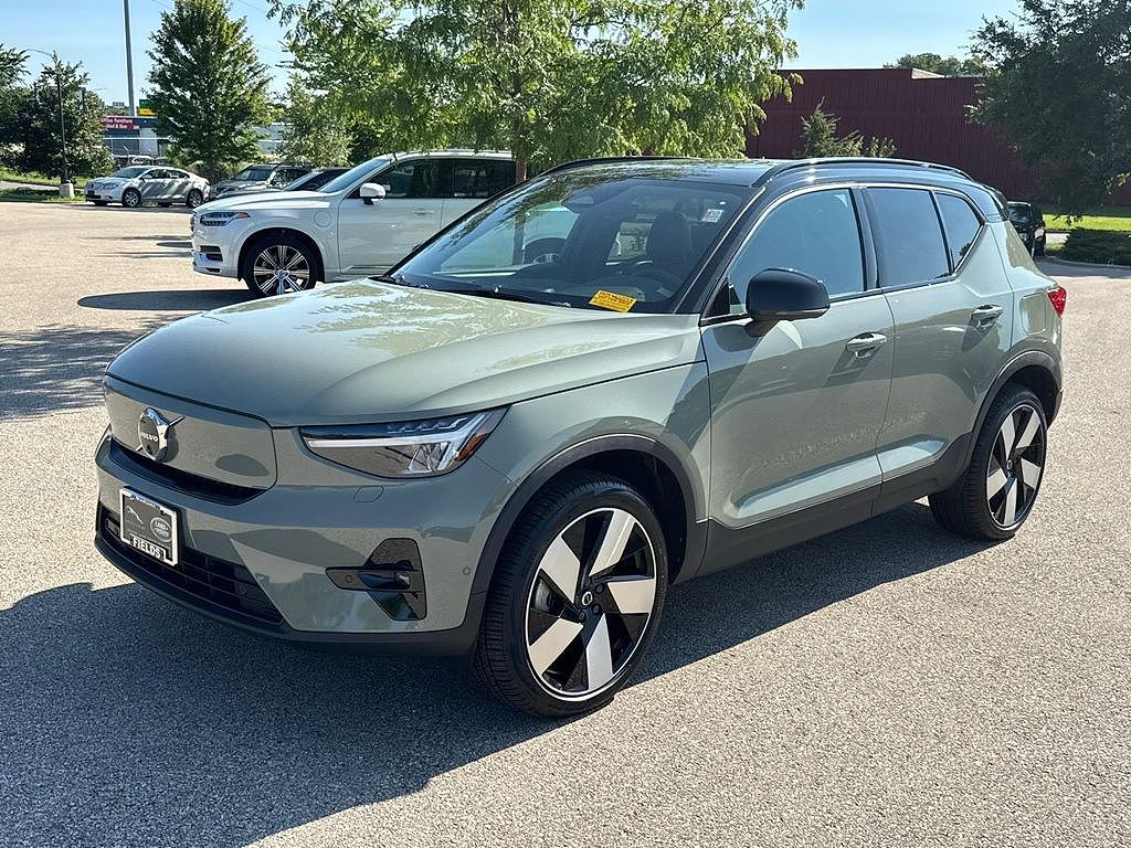 2023 Volvo XC40 Ultimate