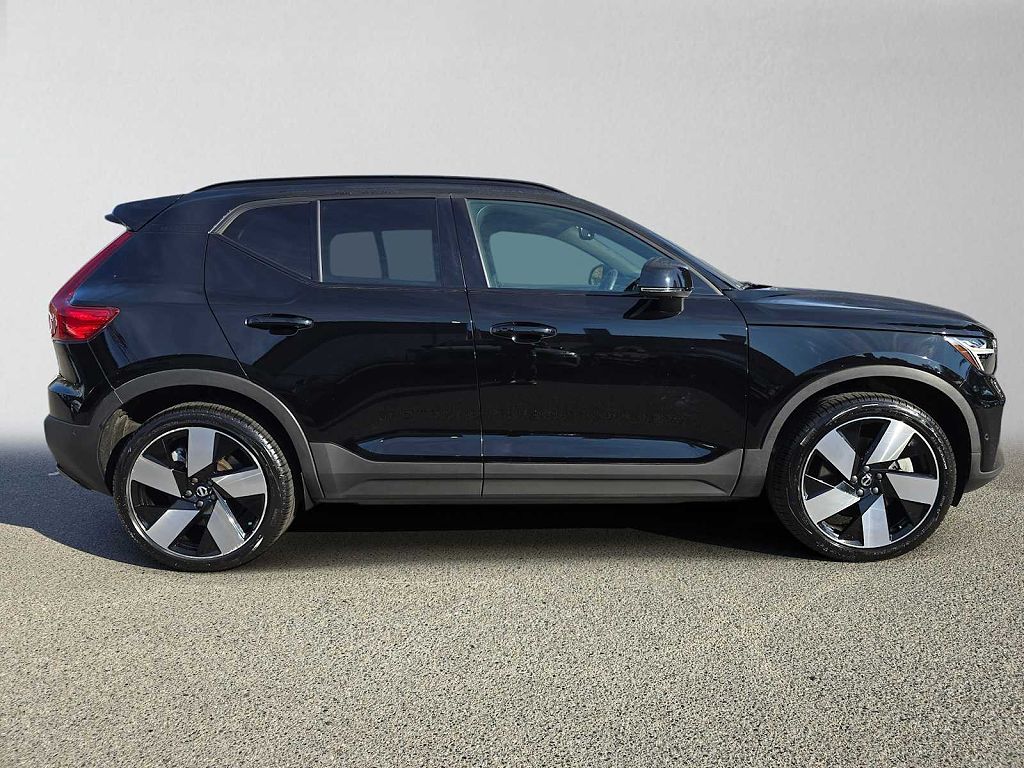 2023 Volvo XC40 Recharge Pure Electric Ultimate