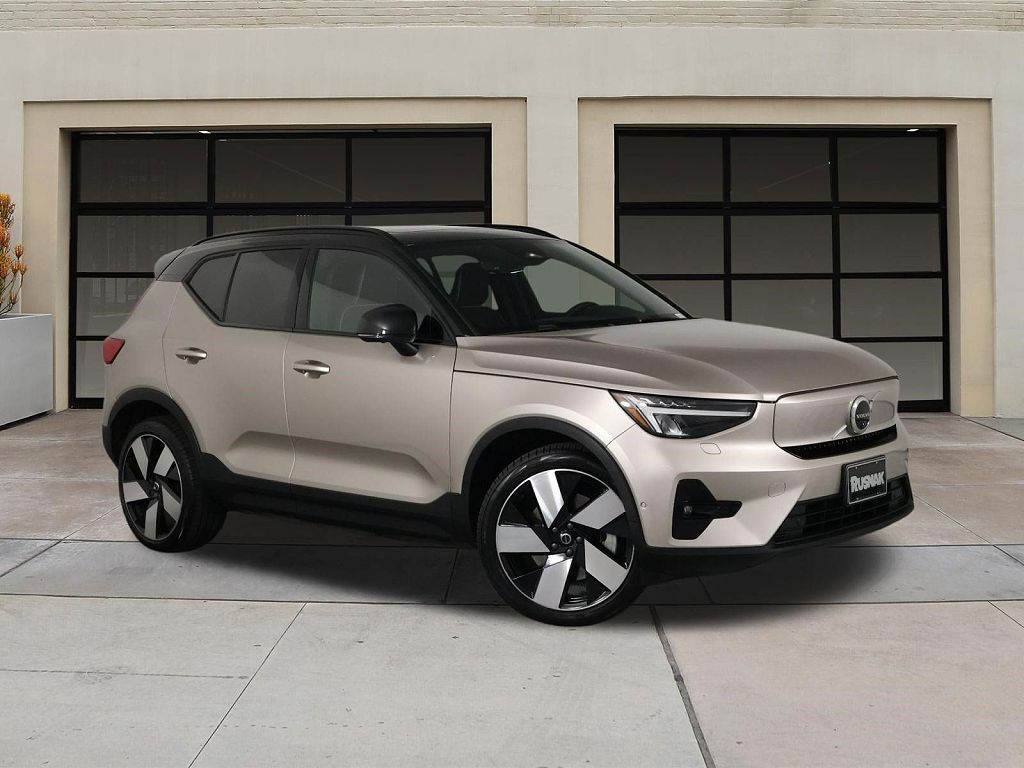 2023 Volvo XC40 Recharge photo 1