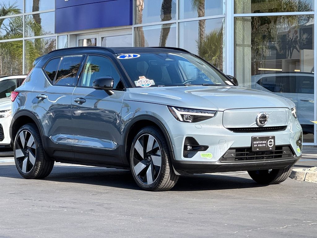 2023 Volvo XC40 Ultimate