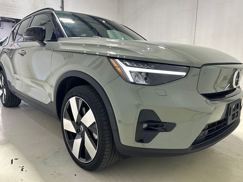 2023 Volvo XC40 Recharge Pure Electric