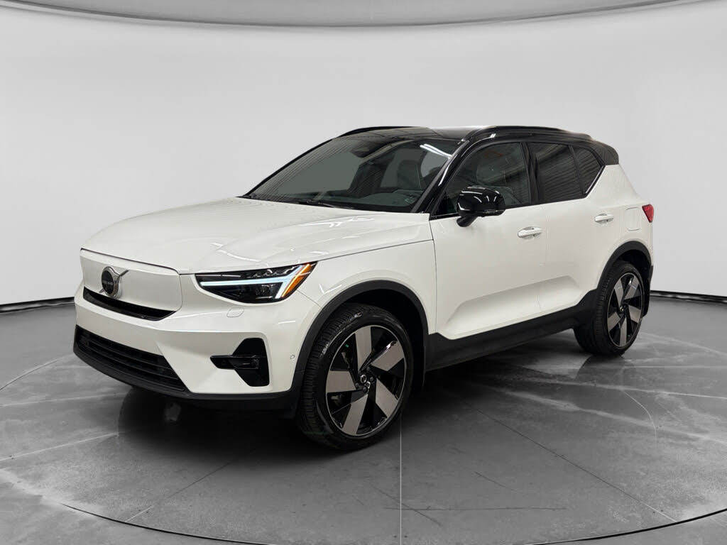 2023 Volvo XC40 Ultimate