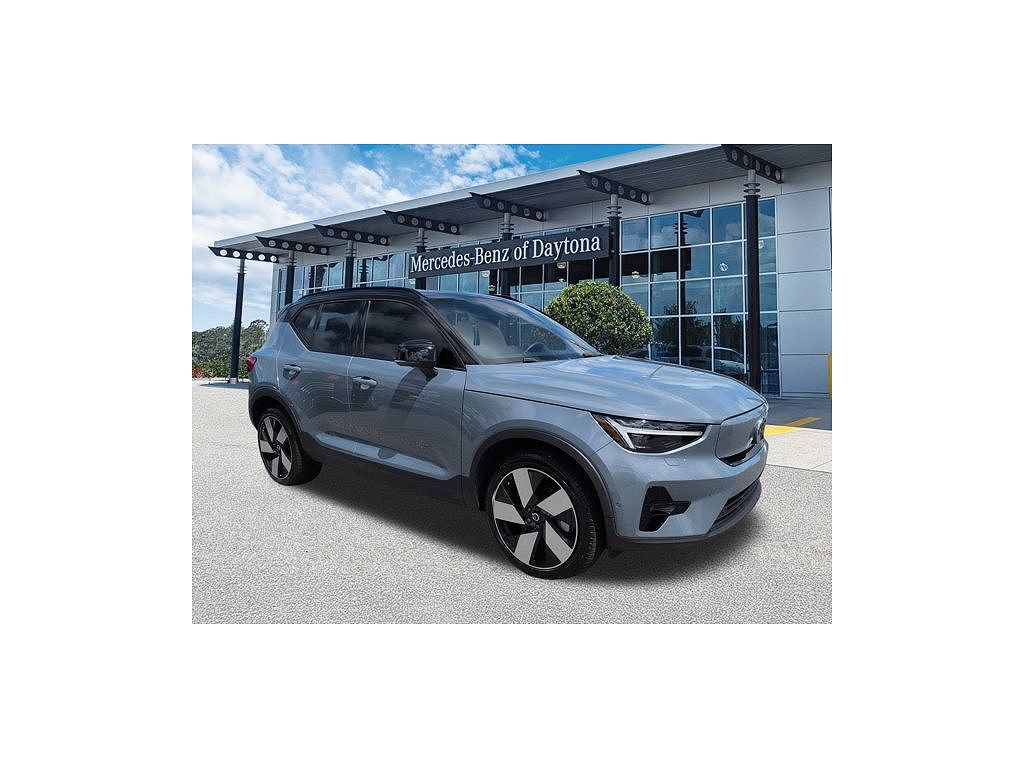 2023 Volvo XC40 Ultimate