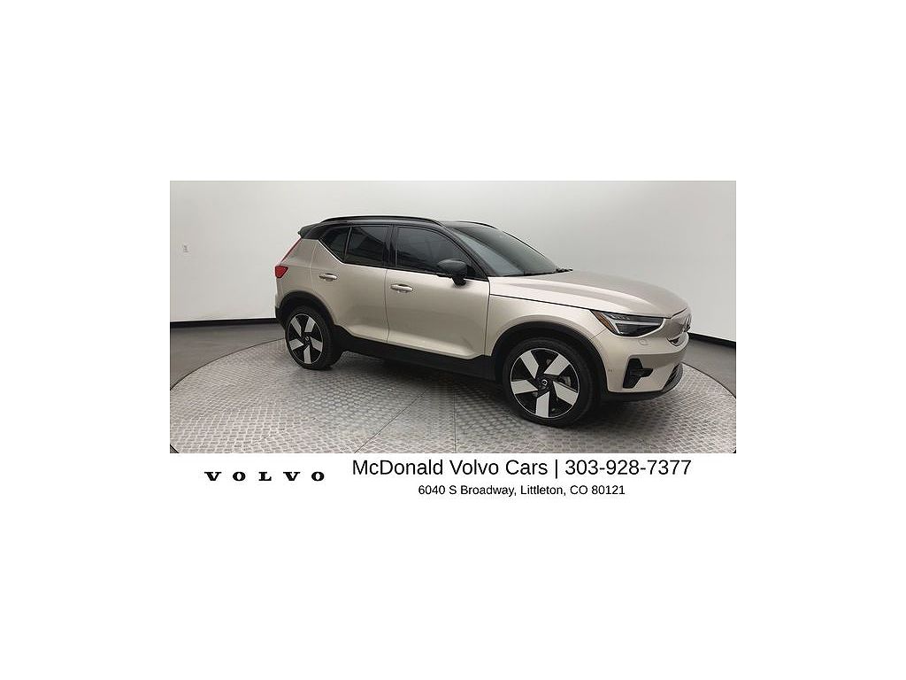 2023 Volvo XC40 Ultimate