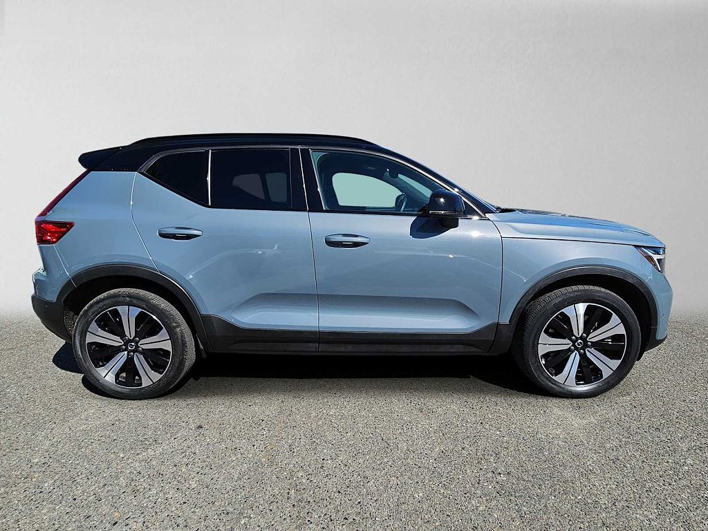 2023 Volvo XC40 Recharge Pure Electric Plus