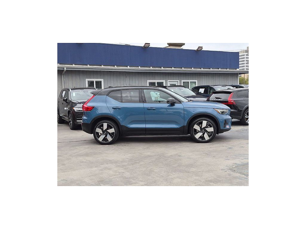 2024 Volvo XC40 Recharge Pure Electric Ultimate