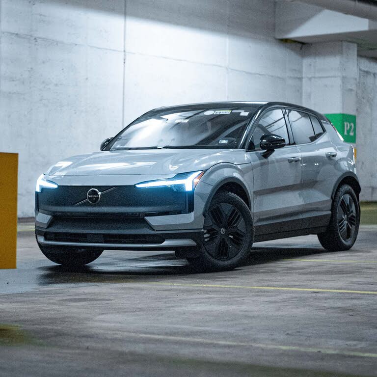 2026 Volvo EX30 Twin Motor Performance Ultra