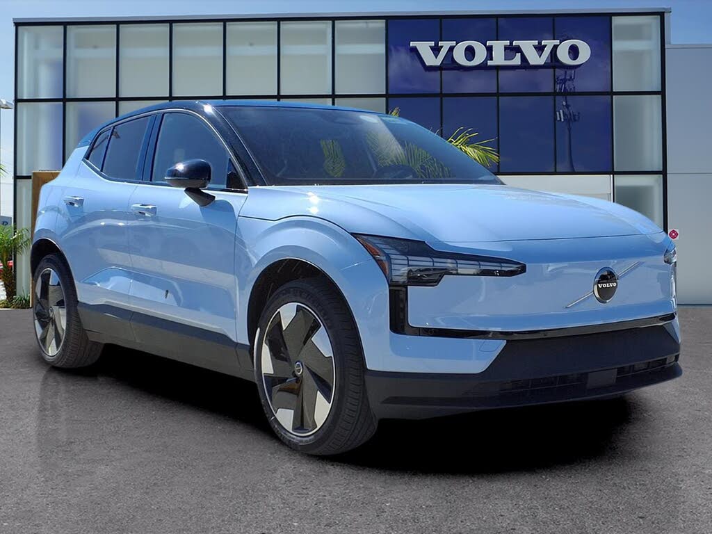 2026 Volvo EX30 Twin Motor Performance Plus