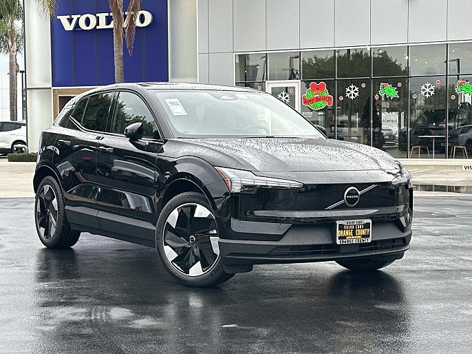 2026 Volvo EX30 Twin Motor Performance Plus